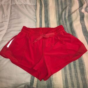Lulu Shorts w/ Mesh